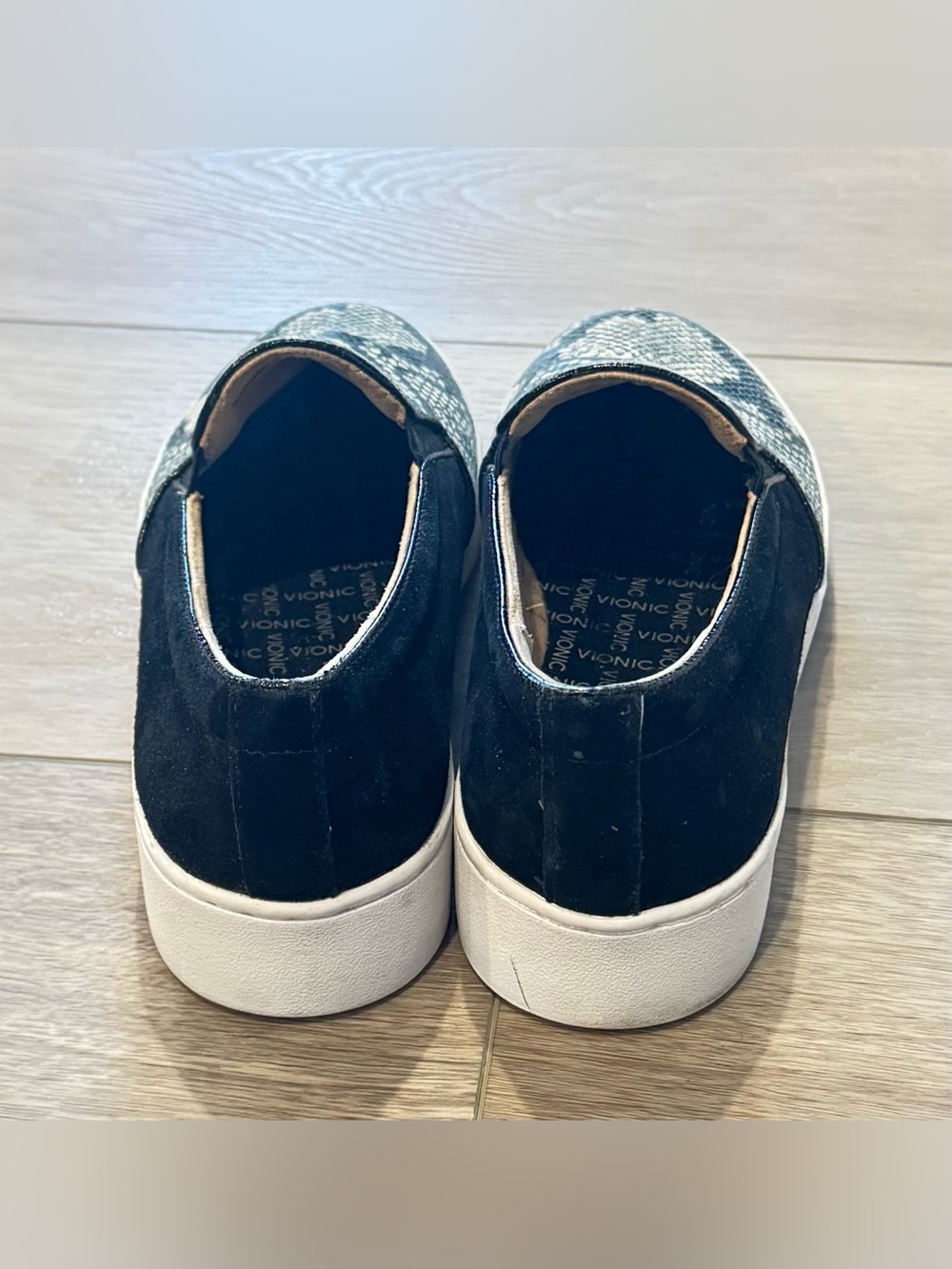 Vionic Splendid Demetra Boa Slip On Casual Shoes Sneakers Size 7.5 Black Gray - Picture 4 of 7